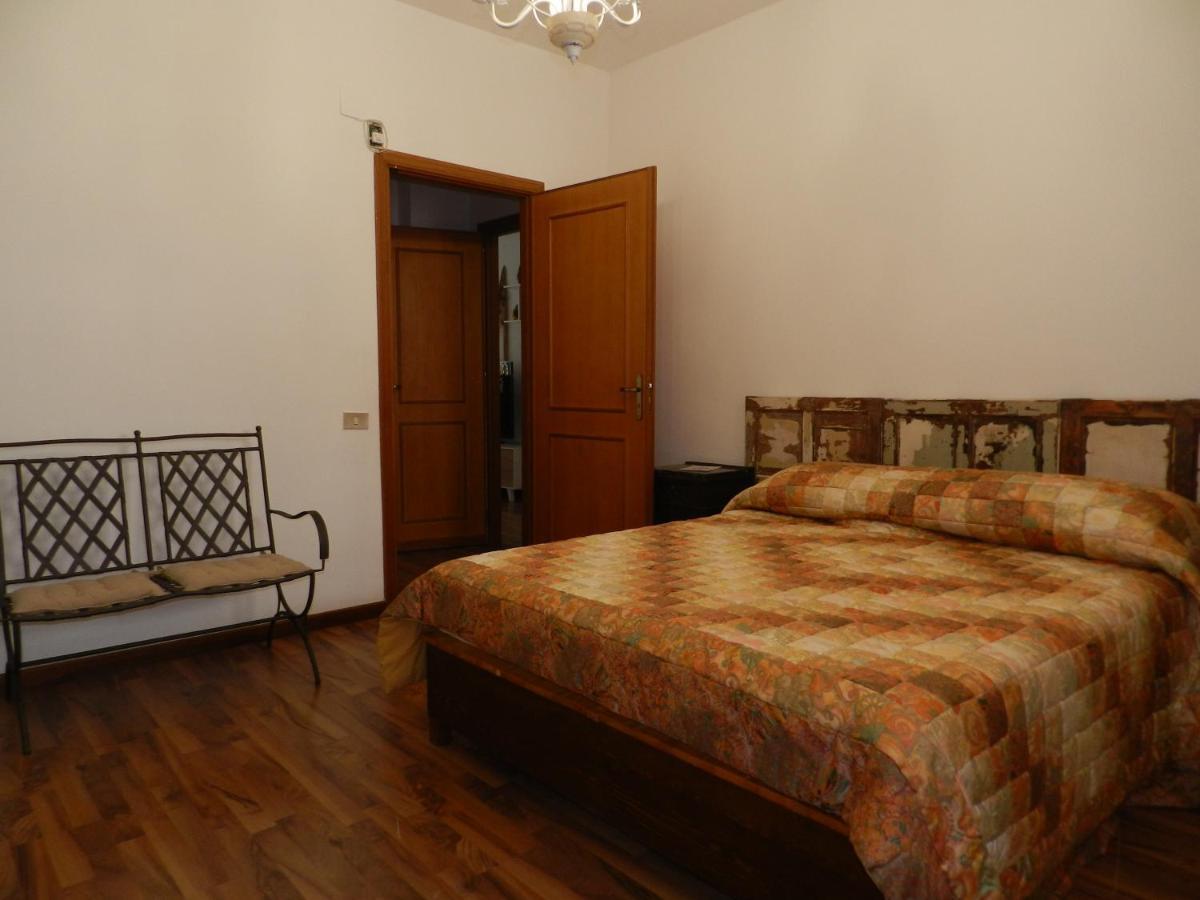 Princess House Palermo - Intero Appartamento - مونديلّو المظهر الخارجي الصورة